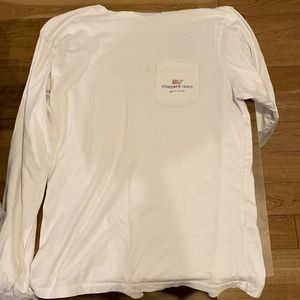 M Vineyard Vines Long Sleeve White Shirt w/ USA American Whale on the back